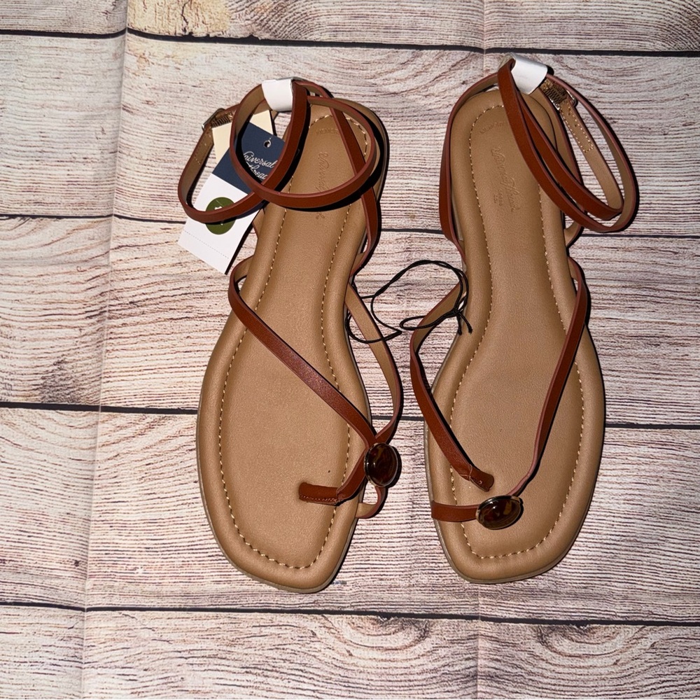 Universal thread brown gladiator sandals 11